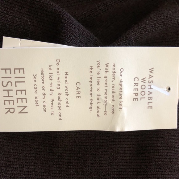 Eileen Fisher Choc Brown Scoop Neck Shell PS NWT - Picture 2 of 5